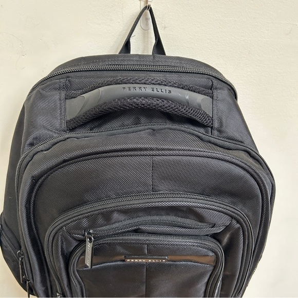Perry Ellis Unisex M146 Black Business Laptop Backpack - Picture 14 of 15